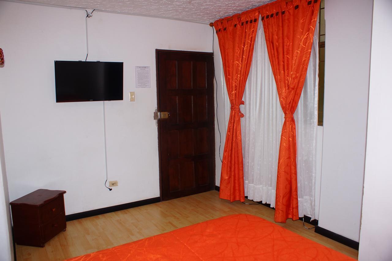 איפיאלס Hotel Dinnar מראה חיצוני תמונה
